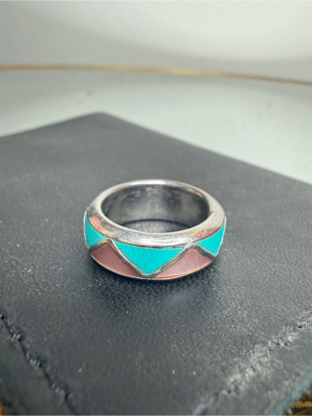 Vtg Sterling Silver Ring geometric inlay of turquoise pink mother-of-pearl